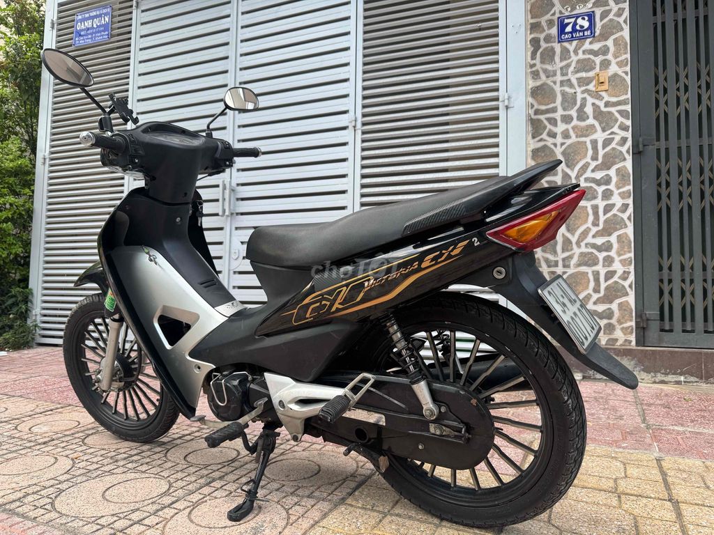Фото 3: Victoria Wave 2022 50cc Черный