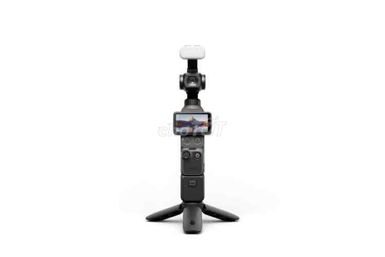 Фото 2: Цифровая камера DJI Osmo Pocket 4 Creator Combo
