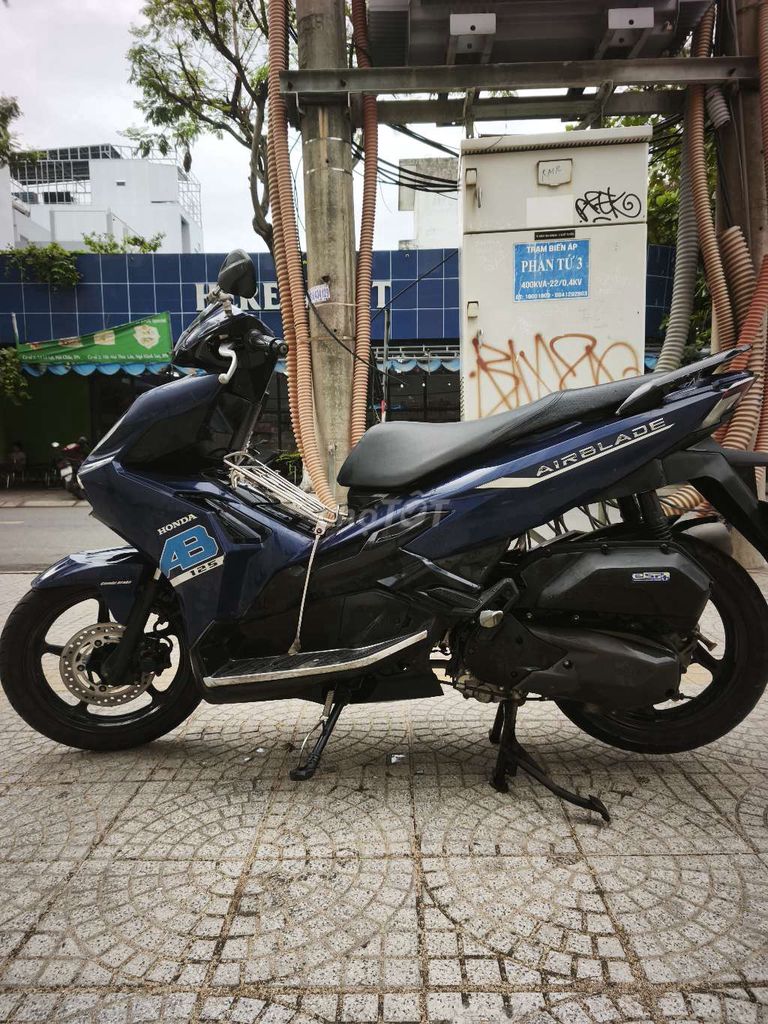 Honda Airblade 125 2023 синий 78.622 км