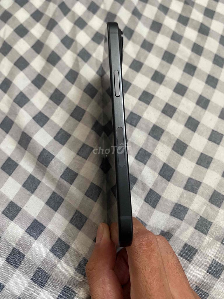 Фото 3: Apple iPhone 15 128GB черный, оригинал 100%