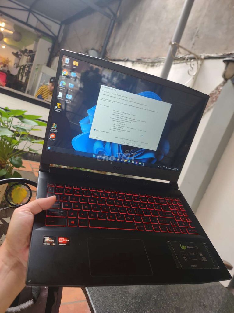 MSI Bravo 15 B5DD Ryzen 5 5600H 8GB/512GB как новый
