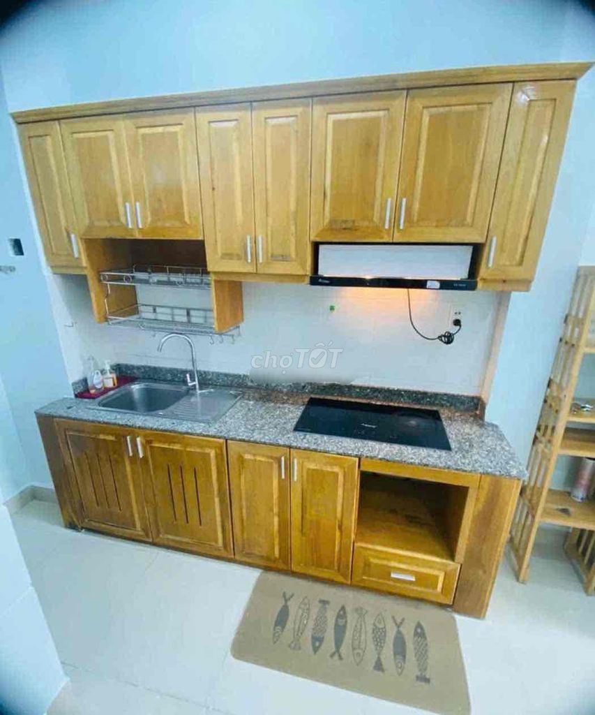 Фото 2: Аренда дома целиком рядом с главной улицей Чан Ке Суонг, 3.3x8 м, 3 этажа, 2 спальни/2 санузла