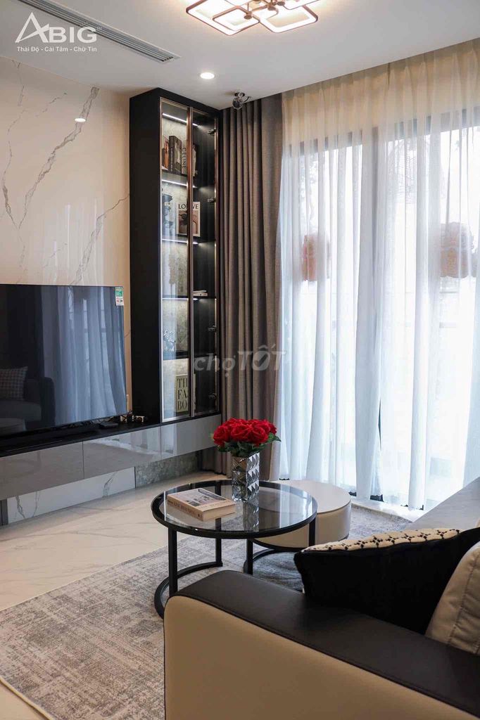 Фото 2: Сдам в аренду квартиру 1 спальня 52 м² Vinhomes Golden River Bason Q1