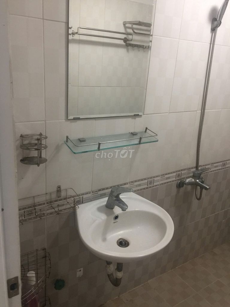 Фото 2: [СОБСТВЕННИК] Продажа квартиры в доме 12T2, ул. Чан Тхань Тонг, р-н Най Хиен Донг.