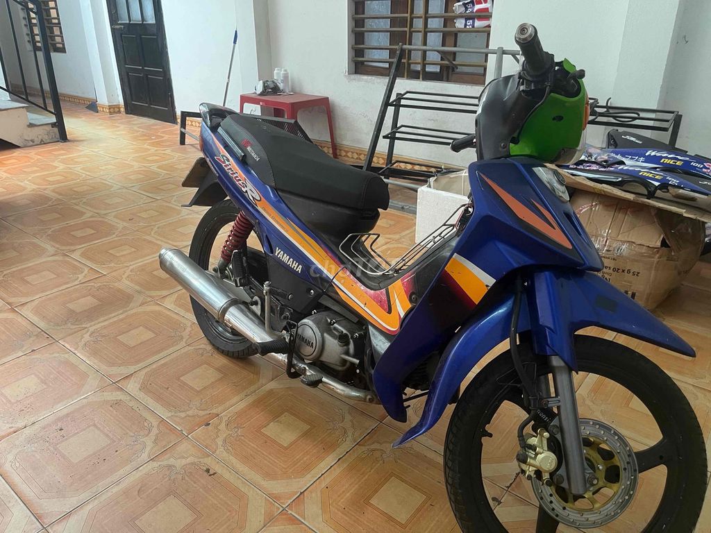 Yamaha Sirius R 2000