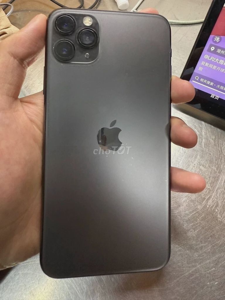 Apple iPhone 11 Pro 256GB Серый 88%