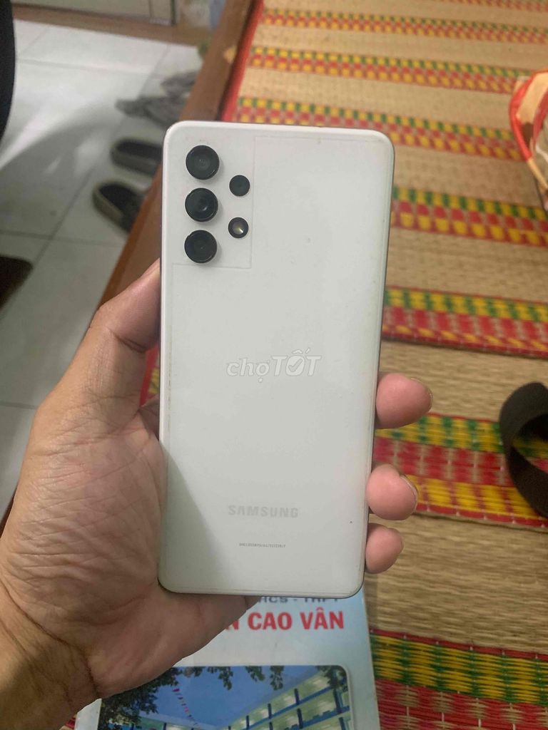 Samsung Galaxy Белый, чёткий экран