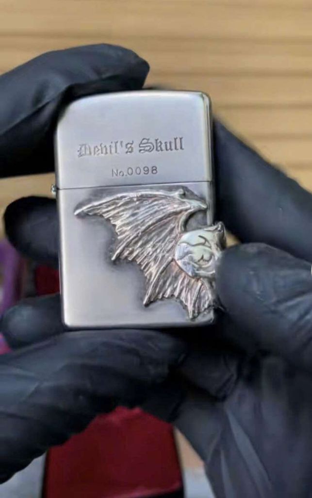 Зажигалка Zippo Devils Skull No.0098 серебристая