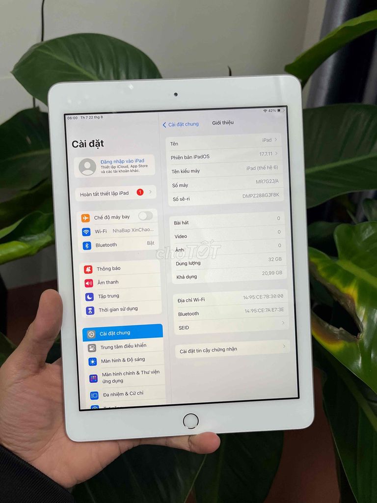 Фото 3: Apple iPad Gen 6 Wifi 32GB Silver 99%
