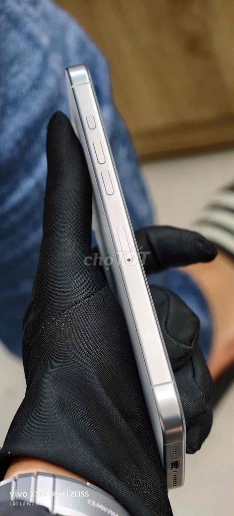 Фото 3: Apple iPhone 16 Pro Max 256GB Bạc Đã qua sử dụng