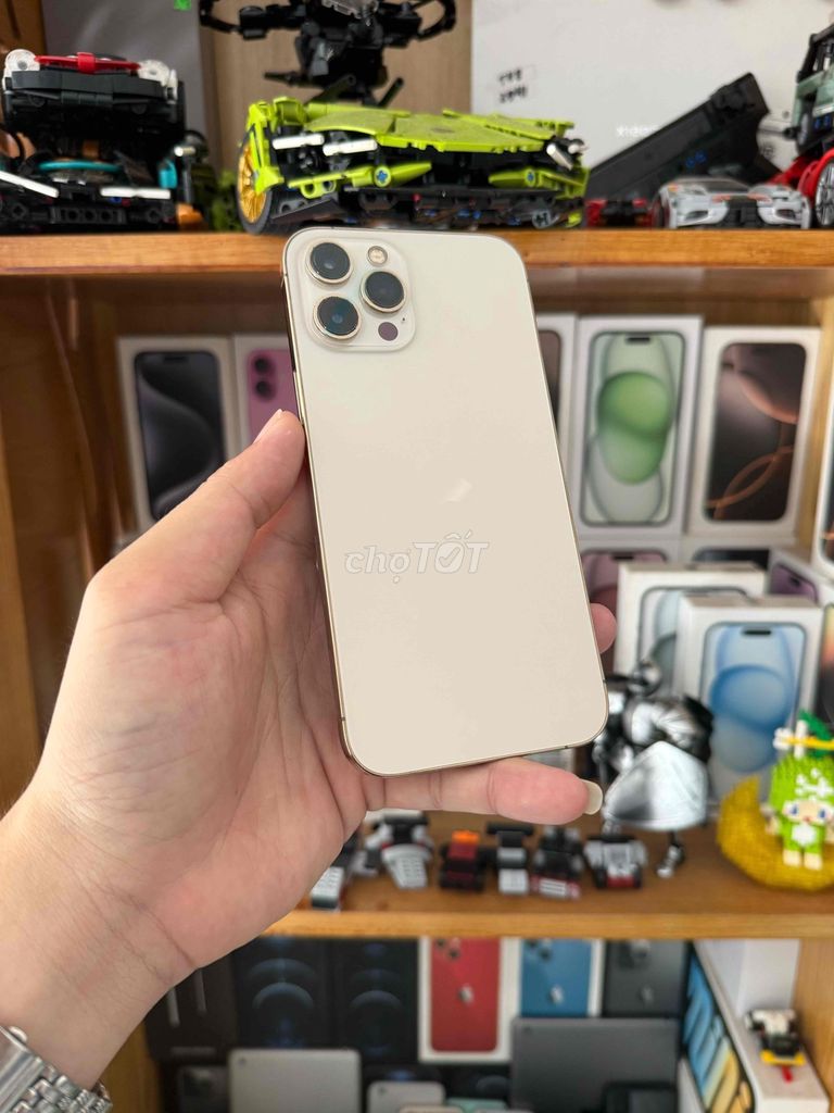 Apple iPhone 12 Pro Max 256GB Золотой 86%