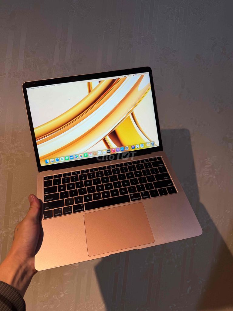 MacBook Air i5 13 inch 8GB/128GB 2019
