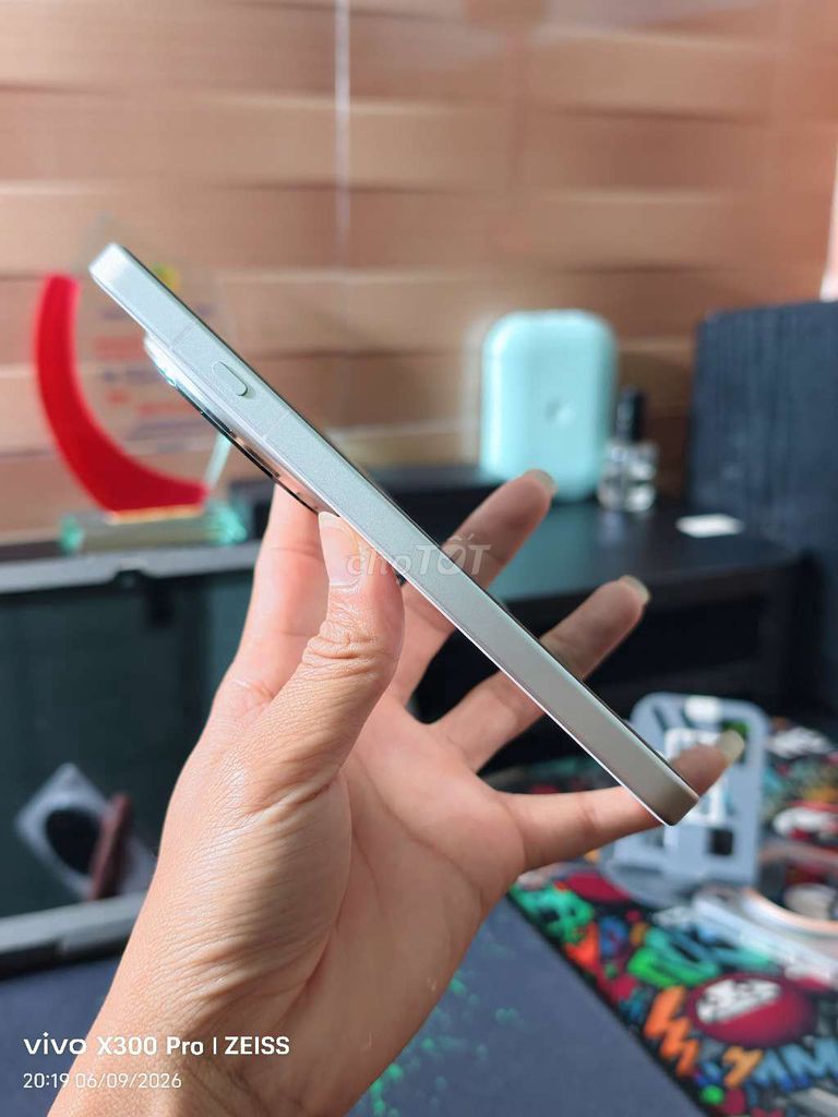 Фото 3: Oppo Find X8 Ultra 12GB 256GB Белый