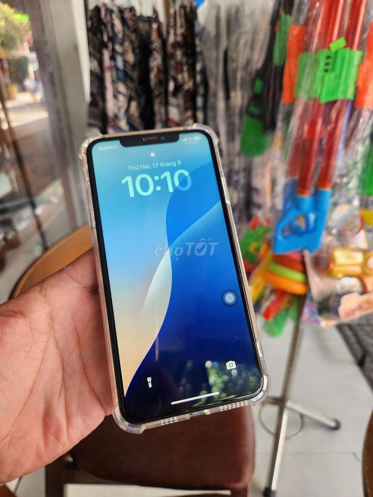 Фото 3: Apple iPhone XS Max белый без Face ID