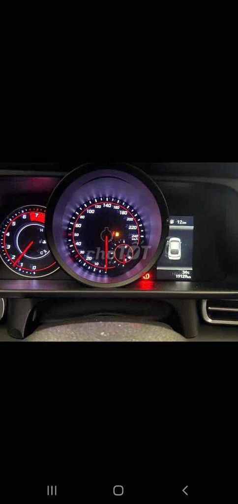 Фото 2: Hyundai Elantra 2023 AT стандарт Серый 19000 км
