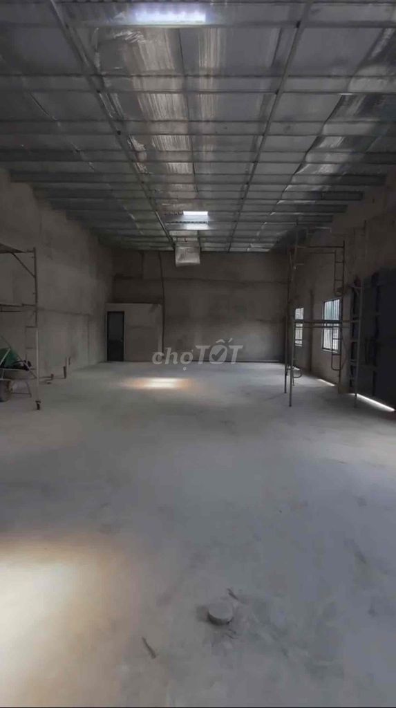 Фото 2: Склад/цех 180 м² на шоссе QL 13 рядом с Vạn Phúc City