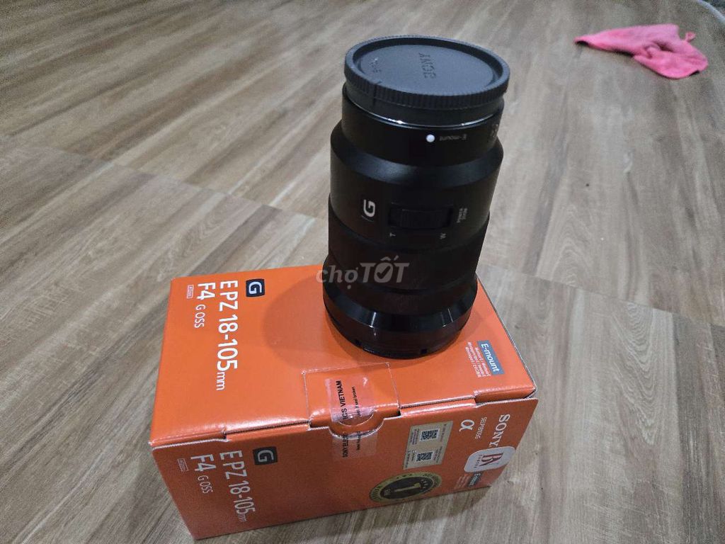 Объектив Sony 18-105 F4 Черный, не использовался
