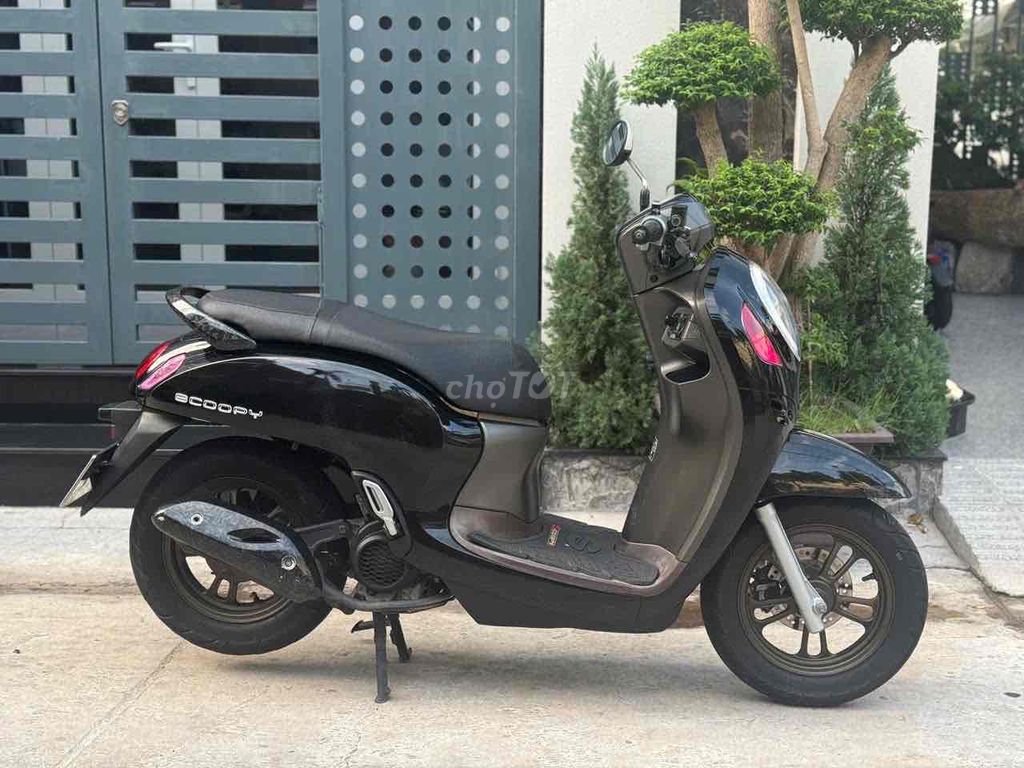 Фото 3: Honda Scoopy 2022 Smartkey Черный