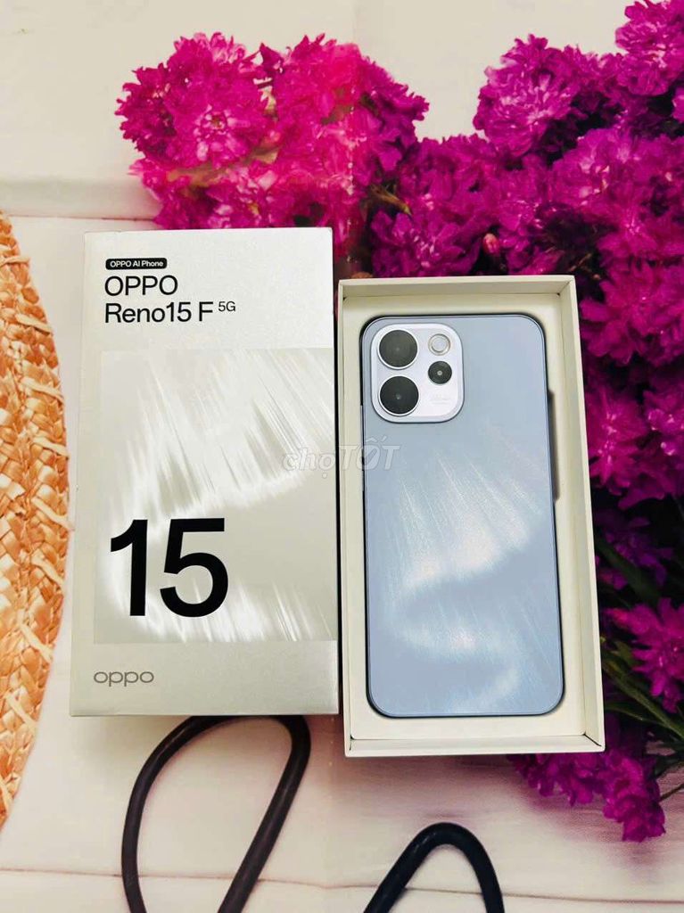 Фото 3: Oppo Reno 15F 5G 12GB/256GB синий