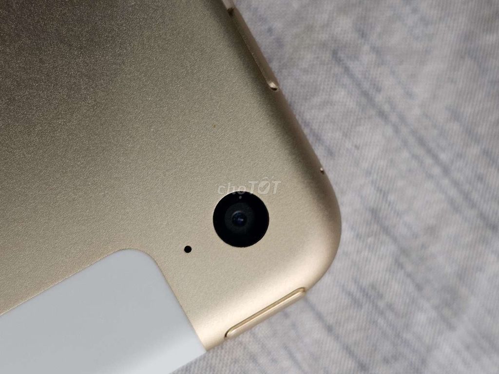 Фото 3: Apple iPad Mini 4 16GB золотой