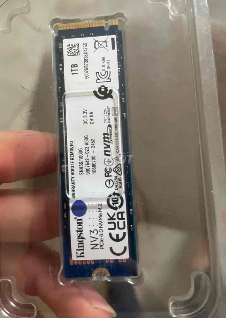 SSD Kingston 1TB NVMe PCIE Gen 4x4, еще на гарантии