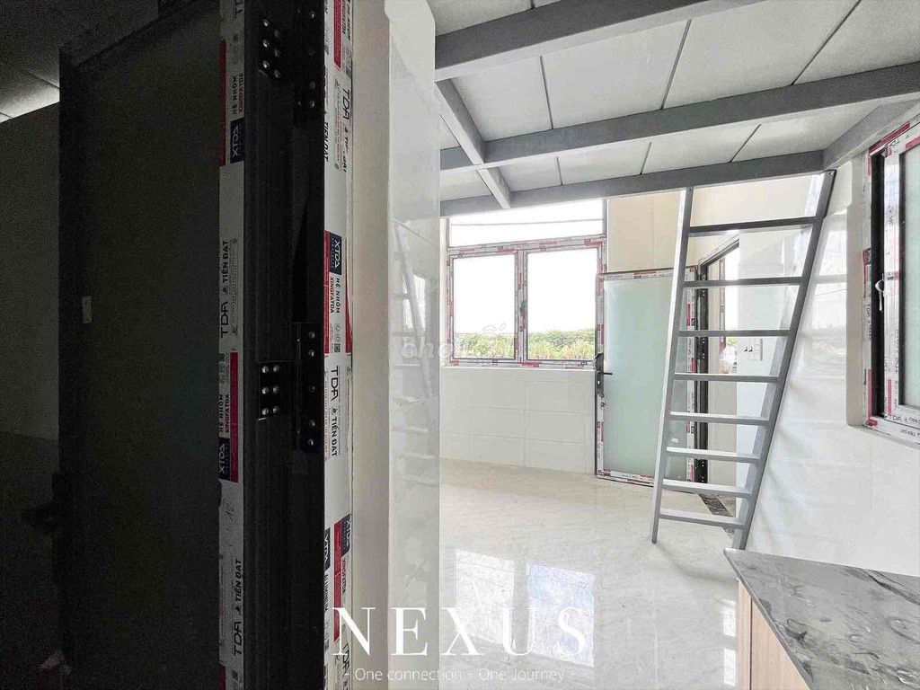 Фото 2: ОТКРЫТИЕ ДОМА С ОКНОМ НА КРЫШЕ РЯДОМ С ETOWN CỘNG HOÀ