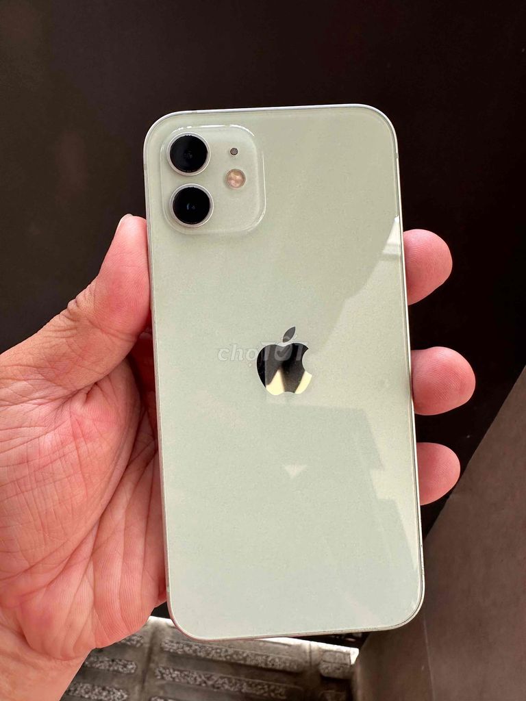 Apple iPhone 12 64GB Мятный Б/У