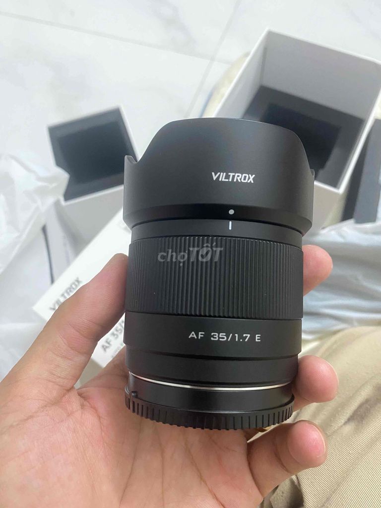 Объектив Viltrox AF 35mm F1.7 Sony черный