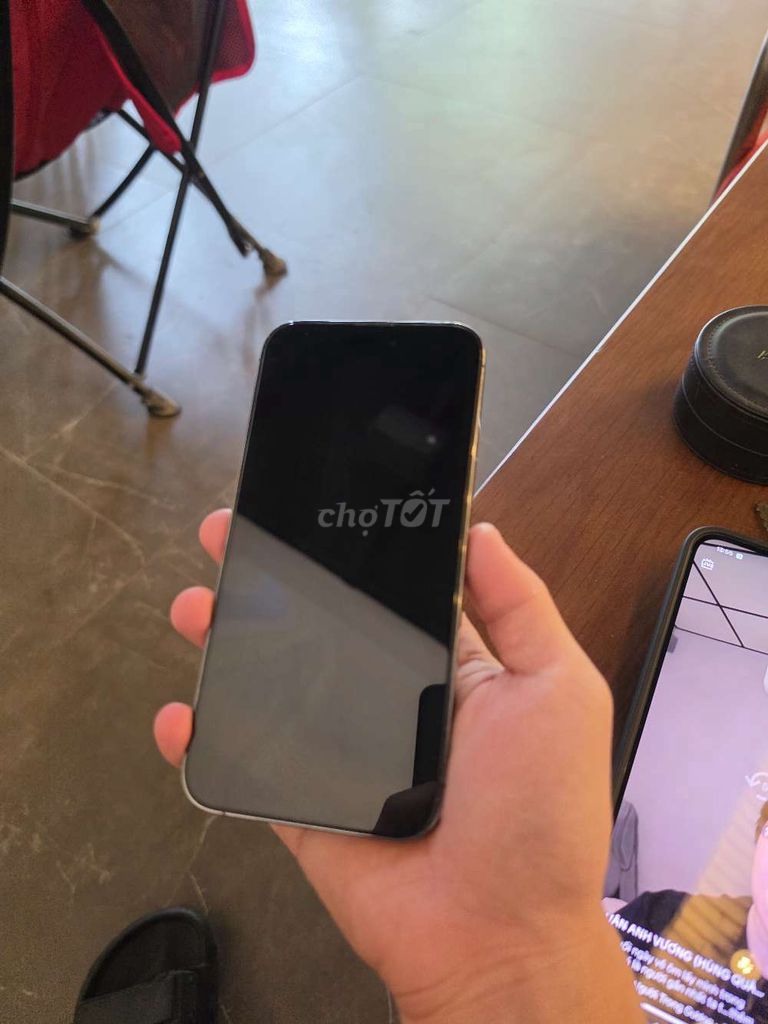 Фото 3: Apple iPhone 14 Pro Max Фиолетовый 76%