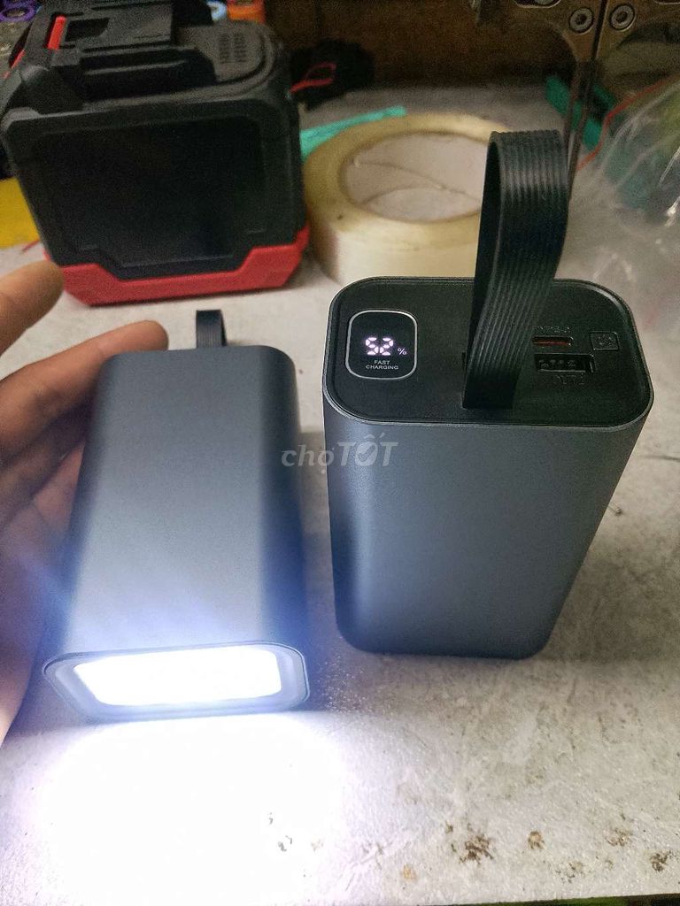 Внешний аккумулятор серый с фонариком 0000mAh 6 месяцев