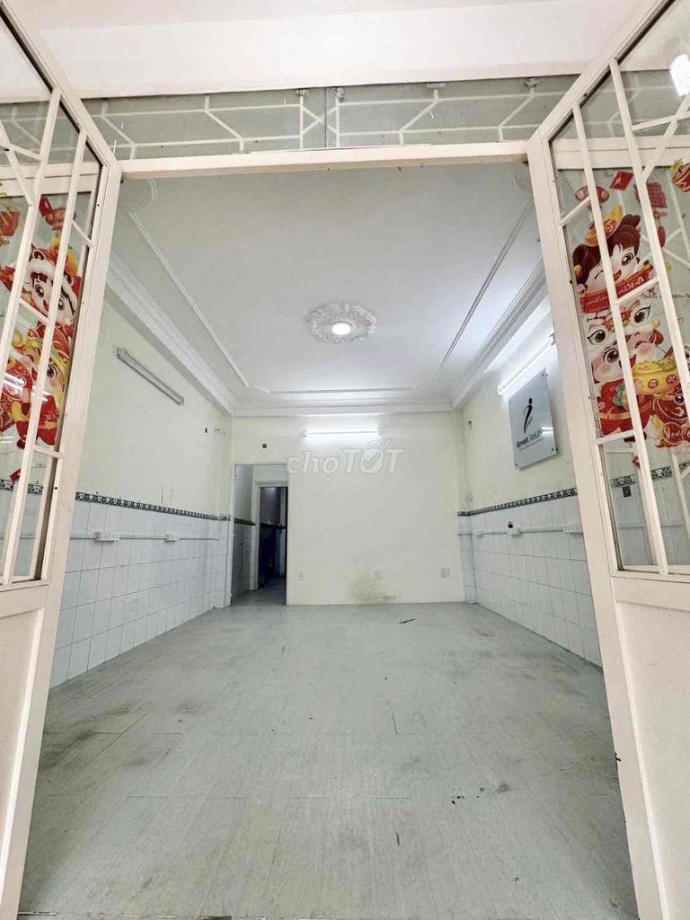 Фото 3: Дом 4x18,5м, 1 этаж (3 спальни, 2 санузла), переулок 8м. 1/ THOẠI NGỌC HẦU. TÂN PHÚ