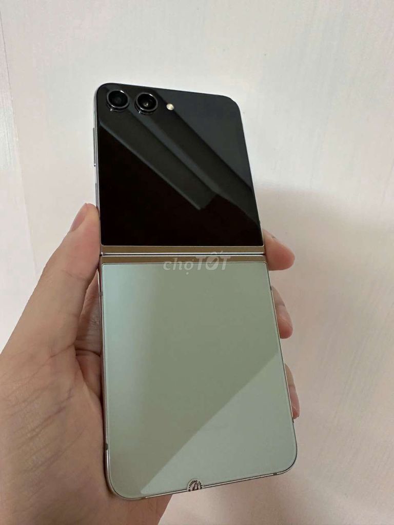 Samsung Z Flip 5 синий 256GB 5G
