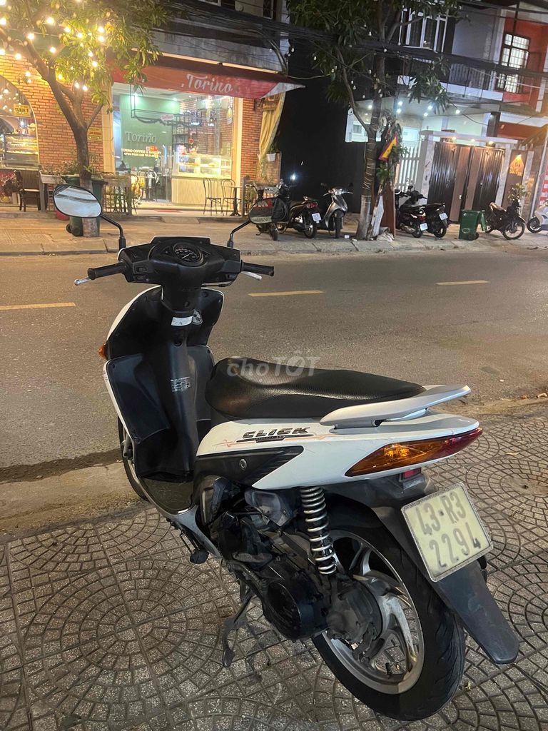 Фото 3: Honda Click nguyên rin giấy tờ đầy đủ