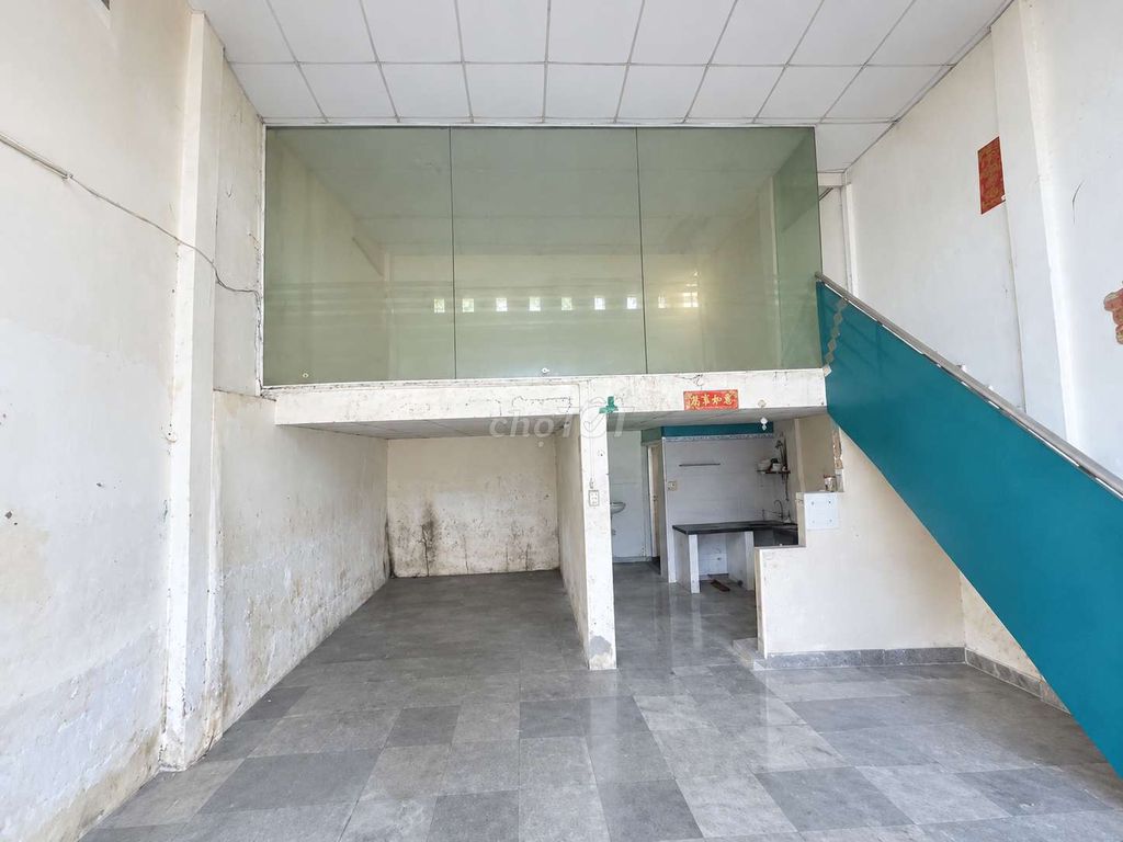 MT 78A Cao Văn Lầu, ngang 6m, gần chợ Bình Tây, giá rẻ, kinh doanh tốt