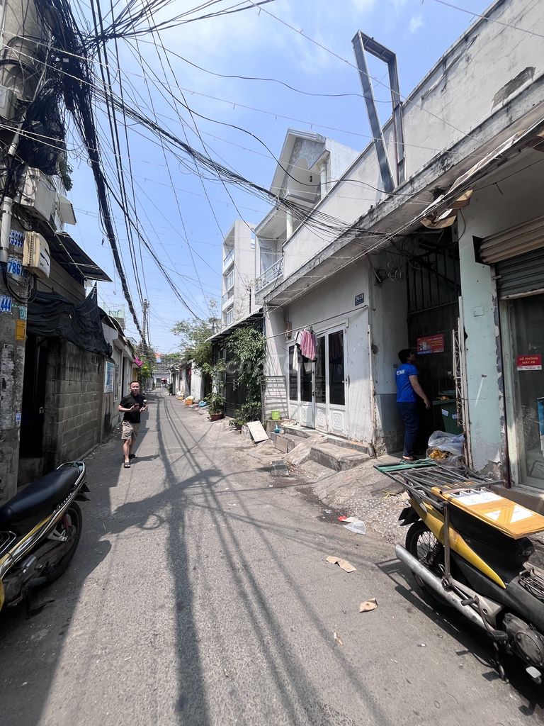 Фото 3: ДОМ 200м2 ШИРИНА 9м РЯДОМ С VINCOM VÕ VĂN NGÂN LINH CHIỂU..!!