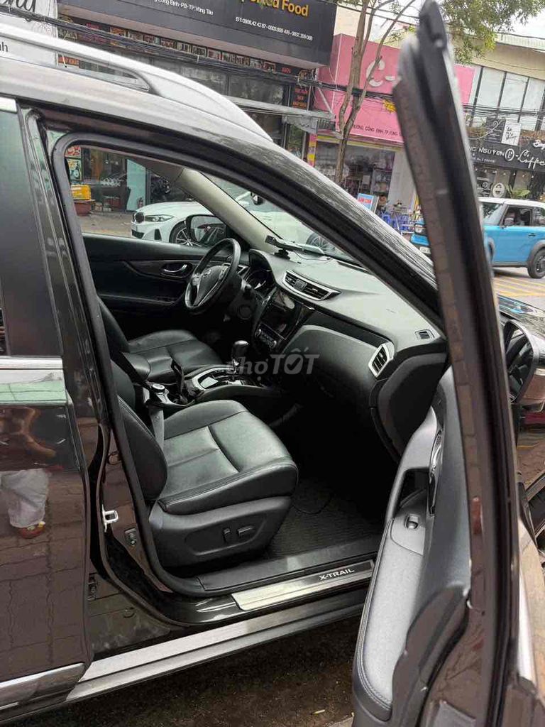 Фото 3: Nissan Xtrail 2.5 AT 2020 Черный 83.000 км