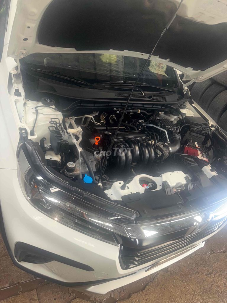 Фото 2: Honda BRV 2023 белый 105 000 км