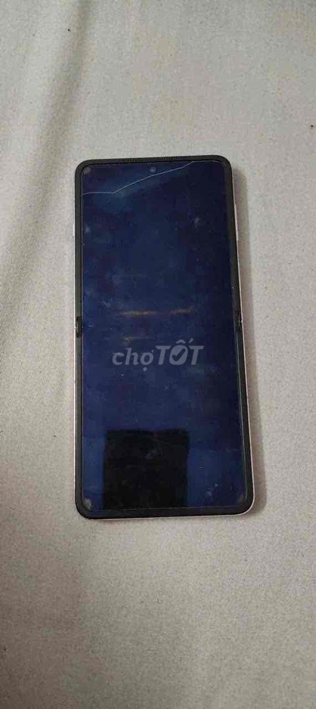 Фото 3: Oppo Find N3 Flip Розовый Складной телефон