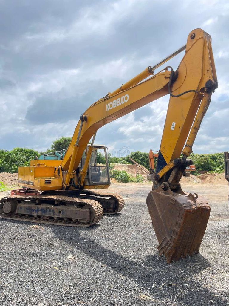 Экскаватор Kobelco SK07 1989 желтый