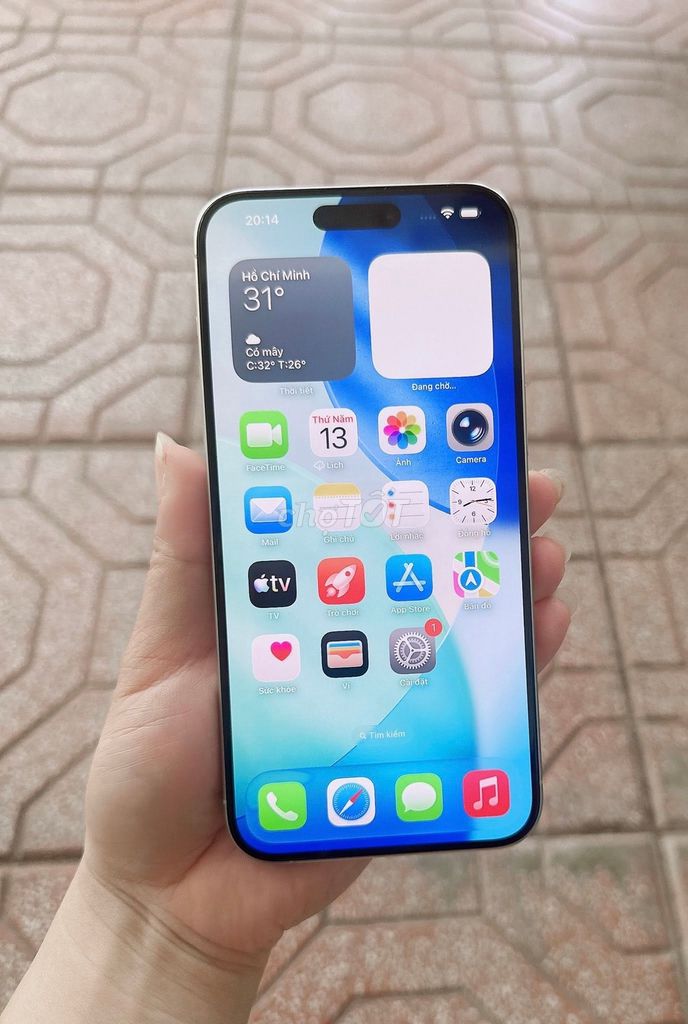 Фото 3: Apple iPhone 15 Pro Max 256GB Белый