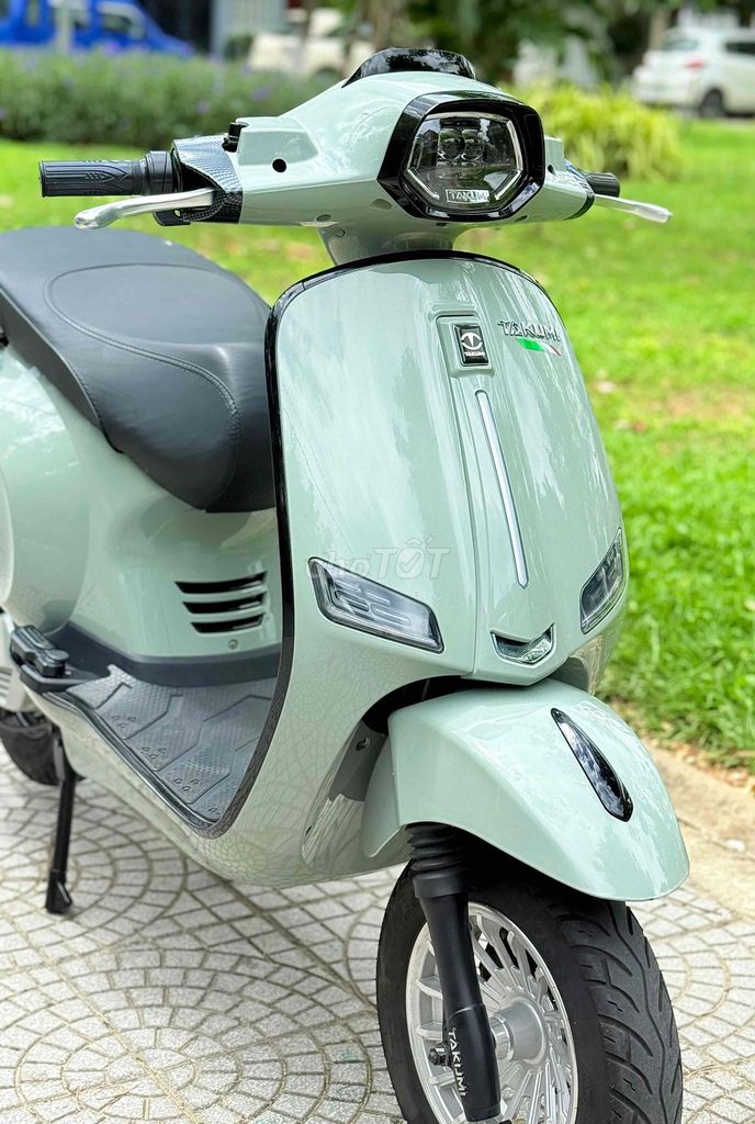 Фото 3: Xe máy điện Vessp Takumi 50cc 2025 Xanh bạc hà