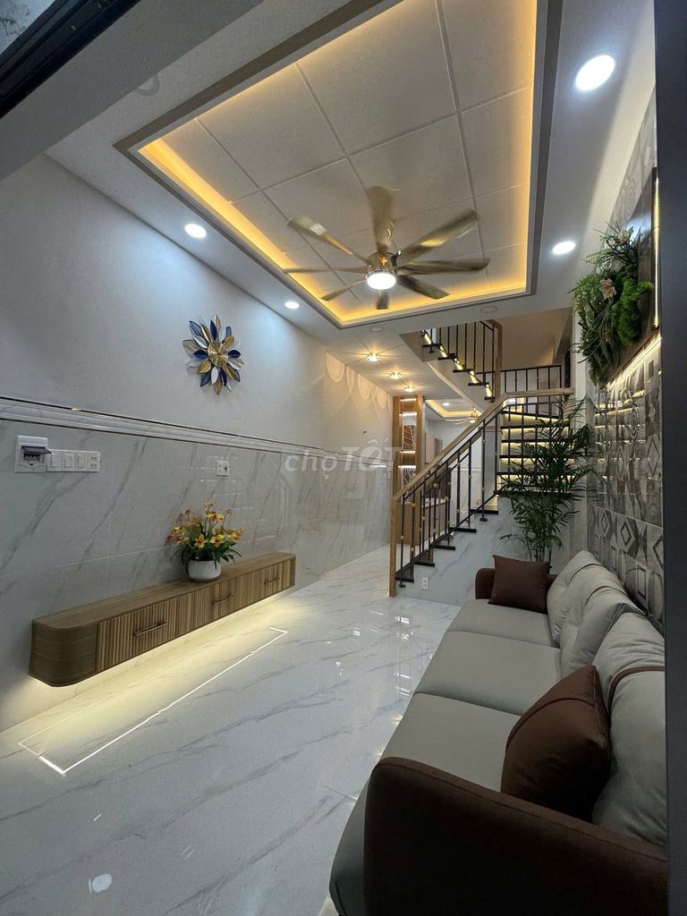 Фото 2: 3,5 x 12 - Бетон, 1 этаж + 1 второй этаж, 2 спальни - Thống Nhất, район 16, Gò Vấp - переулок 3,5 м