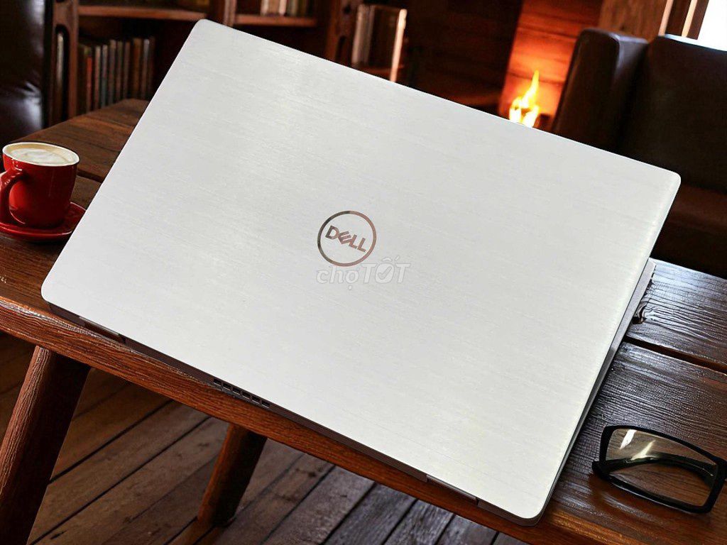 Фото 3: Dell 5420 i5-1145G7 14 inch 8GB/256GB Silver Like New