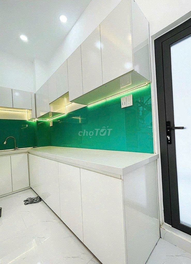 Фото 3: Сдается дом HXH 200/4A Phạm Văn Hai, P.5, Q.Tân Bình