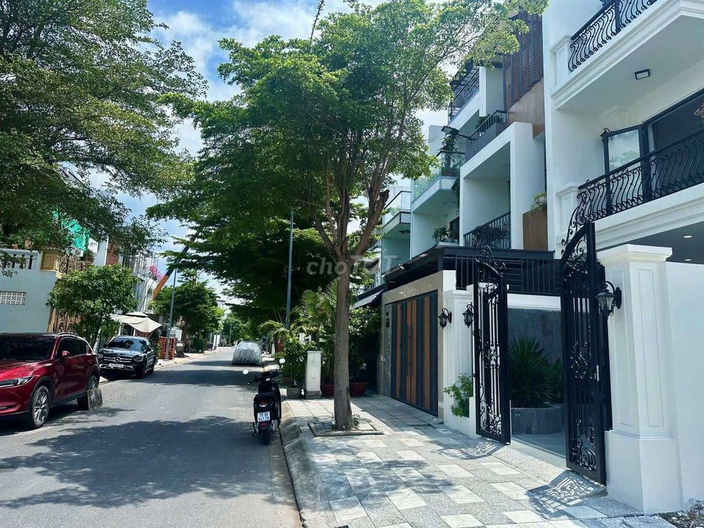 8,5 tỷ Nhà 3 tầng 100m² Gói 5 Mỹ Gia Nha Trang