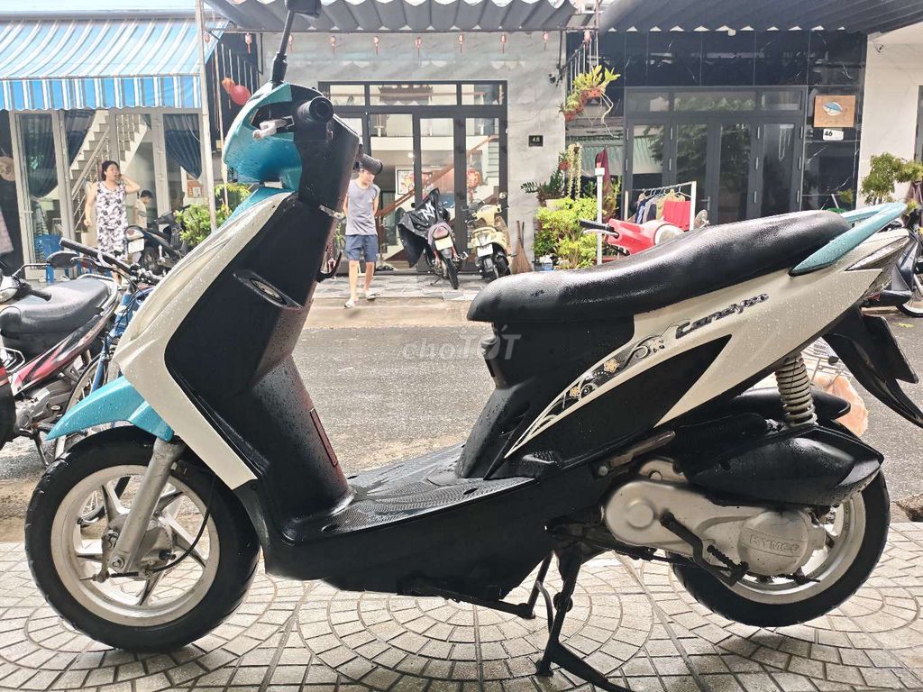 Фото 3: Kymco Candy 50cc сине-белый, кузов в отличном состоянии, все функции работают