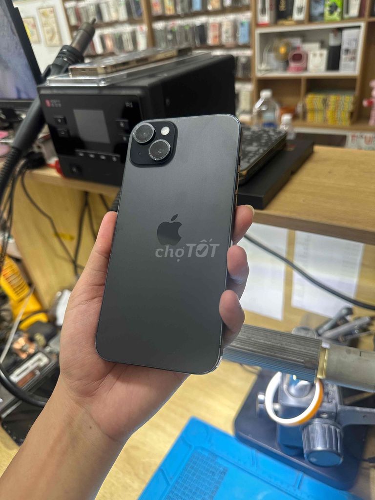 Apple iPhone 15 Plus 128GB Черный (Американская версия), б/у