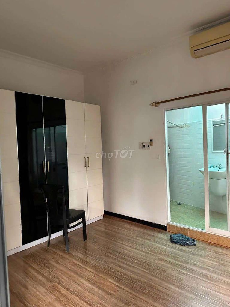 Фото 3: Cho thuê nhà đúc lầu hẻm thông xe tải 1/ Thống Nhất Gò Vấp 4.5x15 13tr
