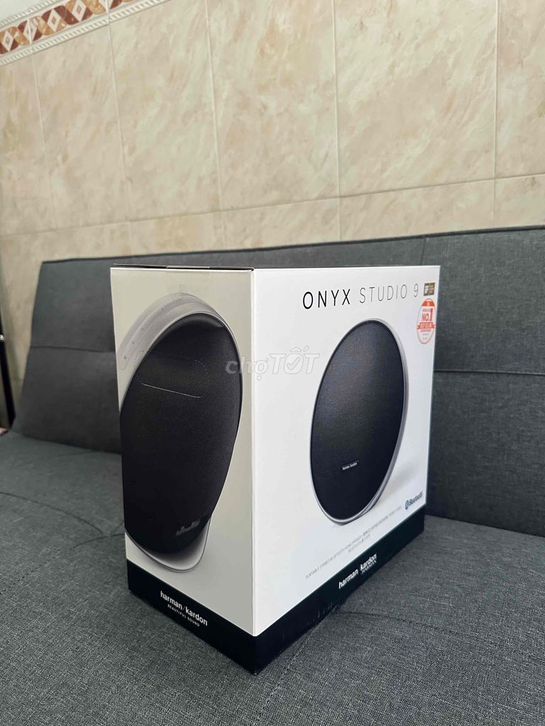 Фото 3: Колонки HARMAN KARDON ONYX 8