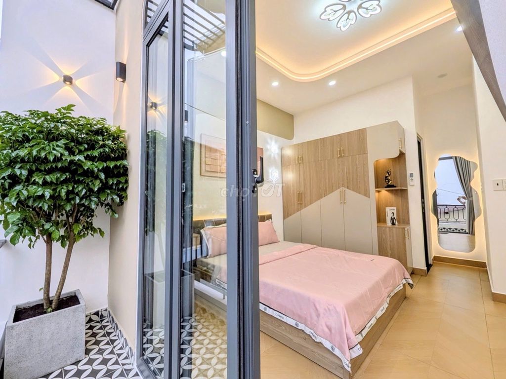 Фото 3: Продажа дома на улице Нгуен Ван Дау, квартал Бинь Лой Чунг. Почти 45 м², чуть больше 5 млрд